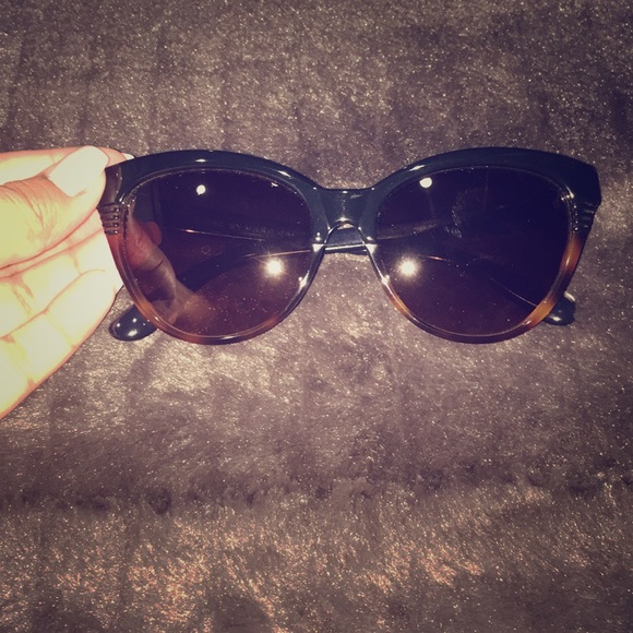Marc Jacobs Accessories - Marc Jacobs cat eye sunglasses